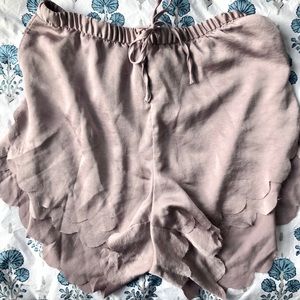 Silky Scalloped H&M Shorts!